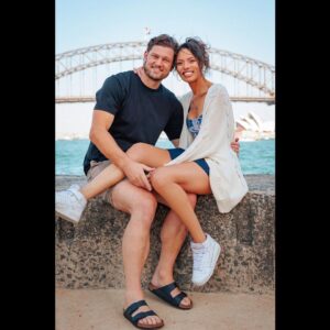 Arisce Wanzer Instagram - ENGAGED💕 
📸 @katesyourmate