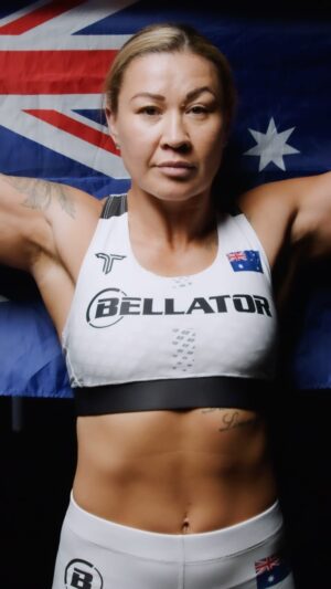 Arlene Blencowe Instagram - Watch me fight at Bellator Dublin tonight - find your local broacaster here - Bellator.com/watch

#BellatorChampionsSeries