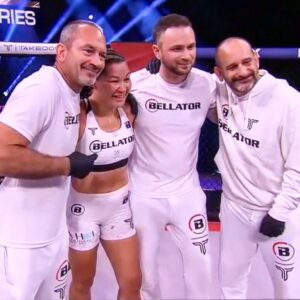 Arlene Blencowe Instagram - OG Gang taking over Ireland 🇮🇪 
.
.
#arleneblencowe #winner #bellator #ireland #jacksonwink #mma #fight #camp #albuquerque #newmexico