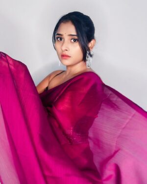 Arohi Rao Instagram - Athishayame🍷