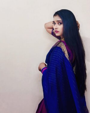 Arohi Rao Instagram - 💜

Outfit : @vaamika_fashions 
Mua : @yashika_makeover_21
