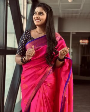 Arohi Rao Instagram - Happy ugadi 🌞