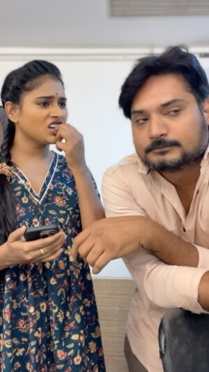 Arohi Rao Instagram - Tag your brain less friend…

#arohirao #actormahadhev #mahadhev #friend #friendship #reels #comedy #telugu