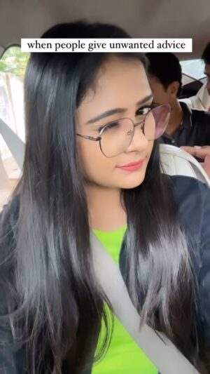 Arohi Rao Instagram - Evadu adigadra ninnu evadu adigaadu 🚶‍♀️