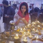 Arpita Kar Instagram - ମା ସମଲେଇ ଙ୍କ ଭବ୍ୟ ମନ୍ଦିର ପରିକ୍ରମା ର ଏକ ଦିବ୍ୟ ଅନୁଭବ, ଜୟ ମା ସମଲେଇ ଜୟ ମା' ସମଲେଇ 🙏🏻 #sambalpur #samaleimaa #samaleiprakalpa #westernodisha #odishadevelopment #odiareels