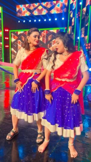 Arpita Kar Instagram - O antava oo DOD Set Re