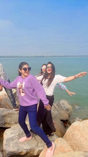Arpita Kar Instagram - thandi thandi pawan...
