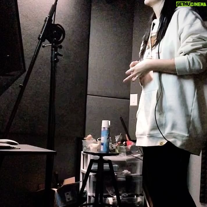 Arryn Zech - 4.2K Likes - I love my job… what a dork.