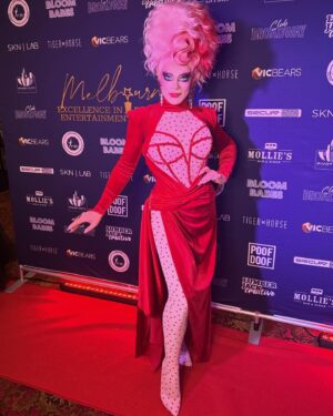 Art Simone Instagram - She’s a WINNER baby! 🏆 
So stoked to take out “Melbourne’s Favourite Drag Queen” and “Best Drag Production” (@kathandkimplay) at the 2024 @medeawards!! 
Thank you to everyone that voted, and those that are always there to support me - that. means. EVERYTHING 🥰 

And a huge congratulations to our vibrant and talented Melbourne drag & burlesque communities that came out in droves to cheer on, support and champion each other. I couldn’t be more proud of all of you. 💋❤️ 

Costume - @tamaraclaire (who won costumier of the year!)
Hair - @weekdaywigs