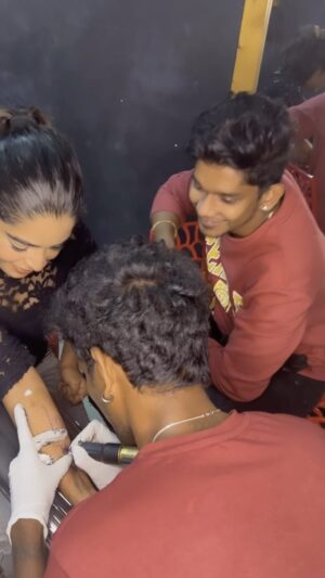 Arunima Sudhakar Instagram - His Perfection and dedication 💯 
He was so quick and did it perfectly..! 
Highly recommend @hemath.17 anna @house_of_pain_tattoos 🖌️