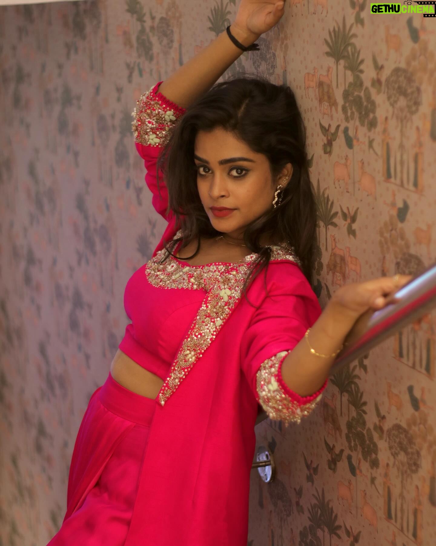 Arunima Sudhakar Instagram - Hot pink 🔥 Pc @picsinnphotography Outfit @mokshaa_chennai