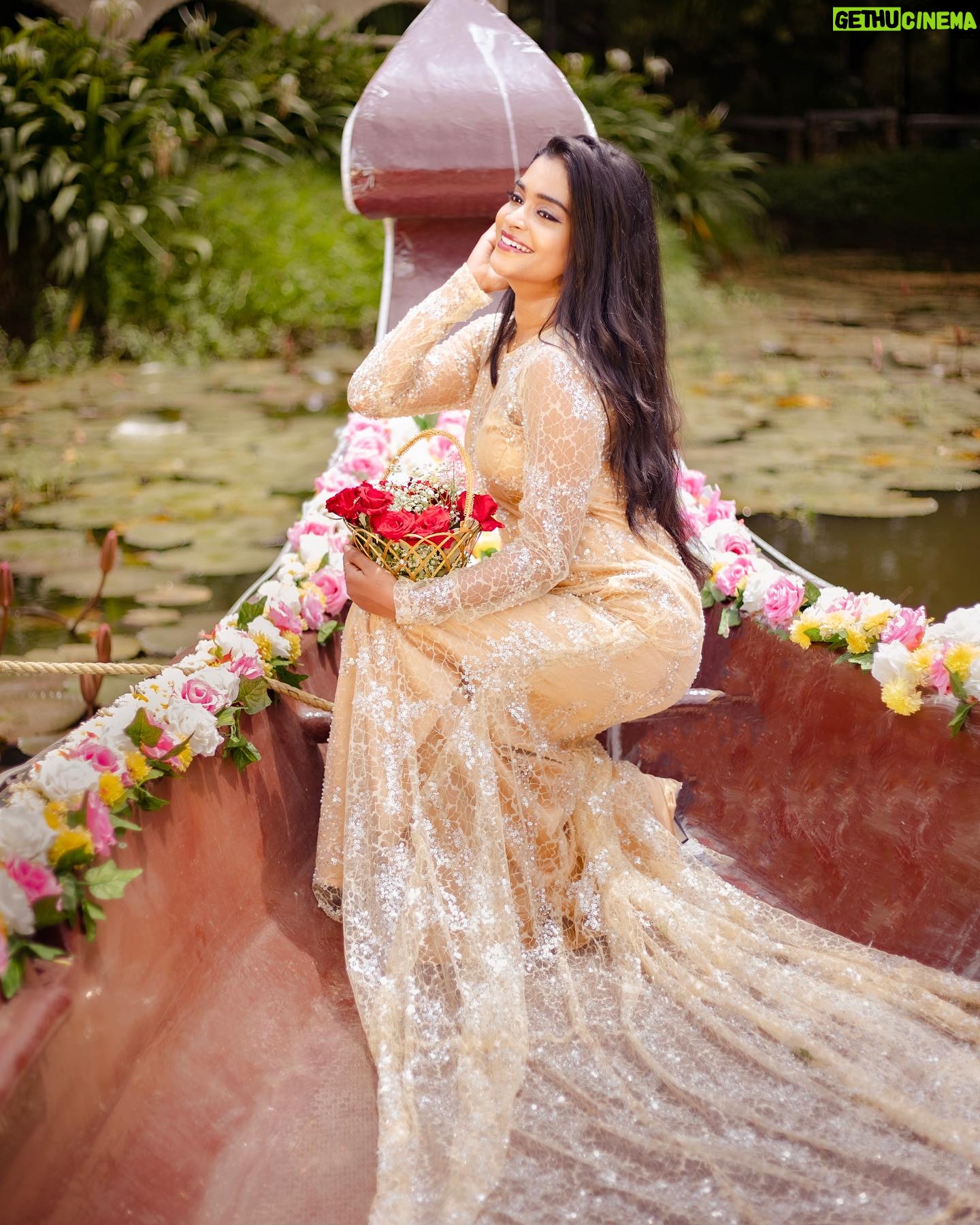 Arunima Sudhakar Instagram - Makeup : @jamiemakeoverartistry Photography: @madhumitha_photography Costume: @pleatzofficial