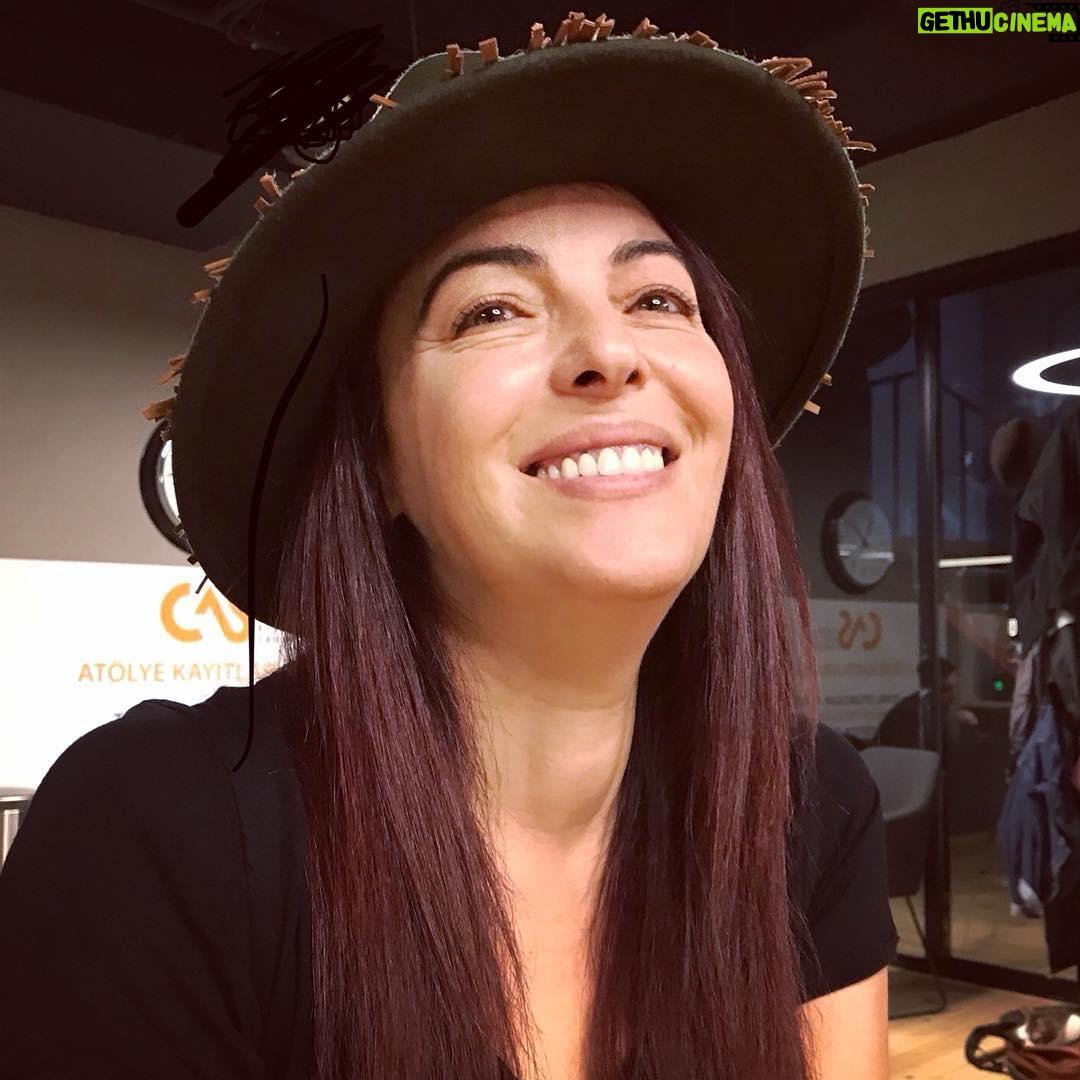 Arzu Gamze Kılınç - 7.6K Likes - @hatmaker.co ✌🏻 öğrencim çok becerikli😀