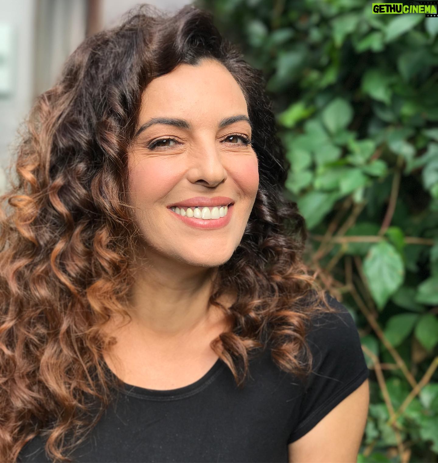 Arzu Gamze Kılınç - 8.2K Likes - Buna mı dönsem🤔