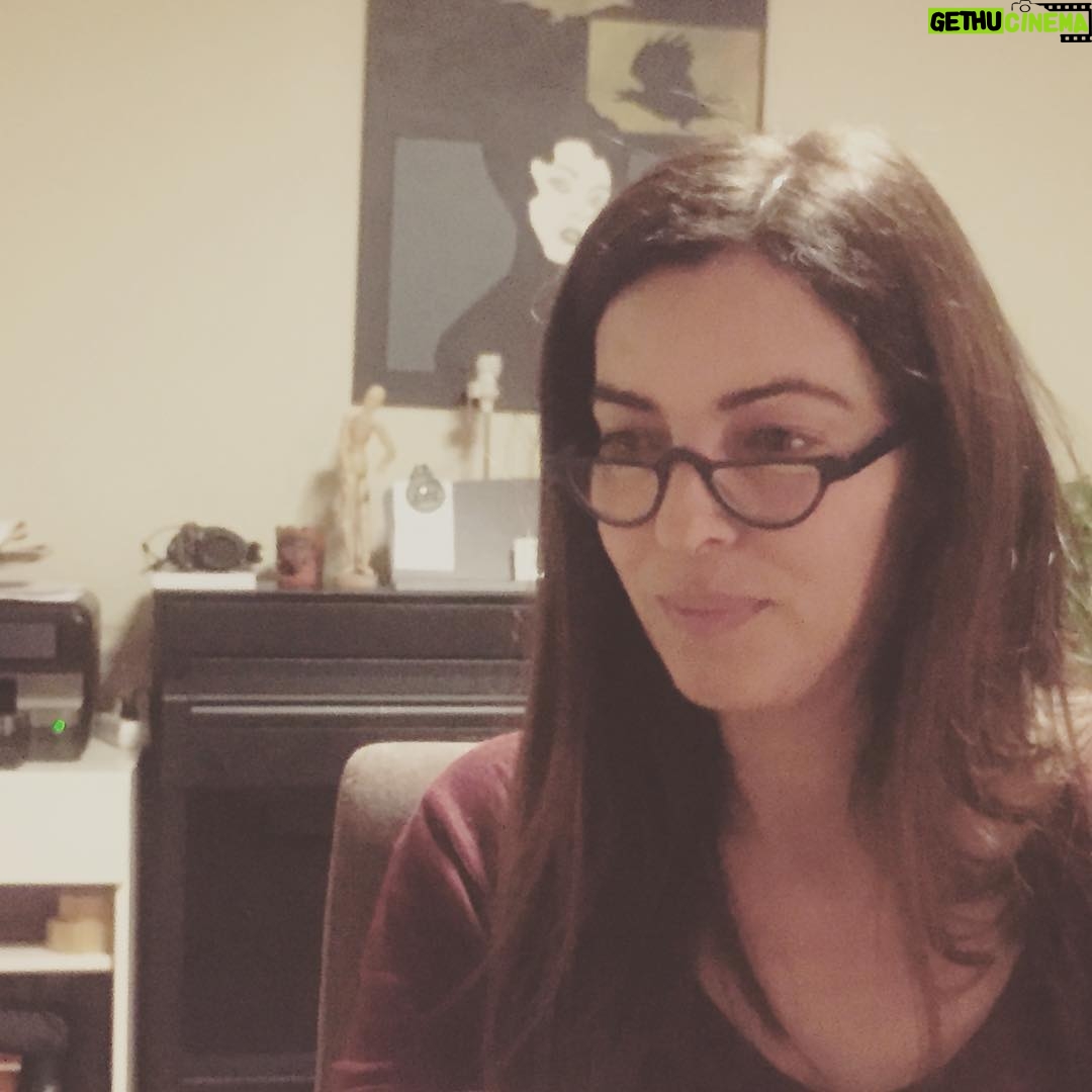 Arzu Gamze Kılınç - 2.3K Likes - 🤓