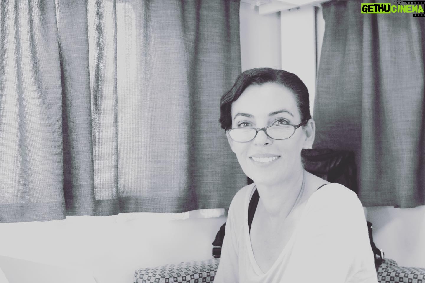 Arzu Gamze Kılınç - 1.7K Likes - KADER BAĞLARI #Set
Fotoğraflar @kosezeynep
@foxturkiye
@dizikaderbaglari
@surecfilm