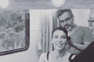 Arzu Gamze Kılınç Instagram - KADER BAĞLARI #Set
Fotoğraflar @kosezeynep 
@foxturkiye
@dizikaderbaglari
@surecfilm