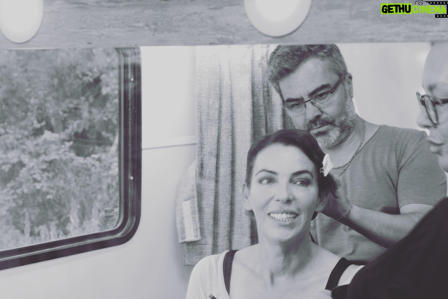 Arzu Gamze Kılınç - 1.7K Likes - KADER BAĞLARI #Set
Fotoğraflar @kosezeynep
@foxturkiye
@dizikaderbaglari
@surecfilm