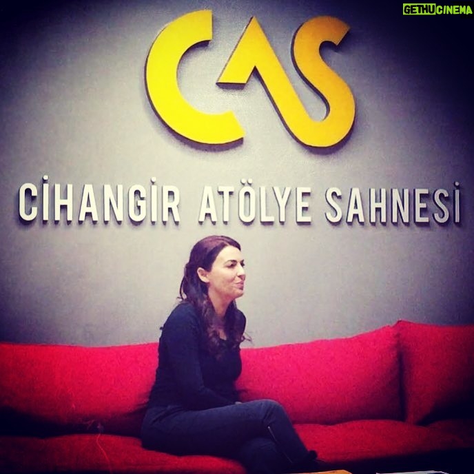 Arzu Gamze Kılınç - 1.8K Likes - 😀