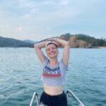 Arzu Yanardağ Instagram - pamuk şekerin içinde yolculuk ettik🤓😍 #sunset #phuket