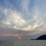 Arzu Yanardağ Instagram - pamuk şekerin içinde yolculuk ettik🤓😍 #sunset #phuket