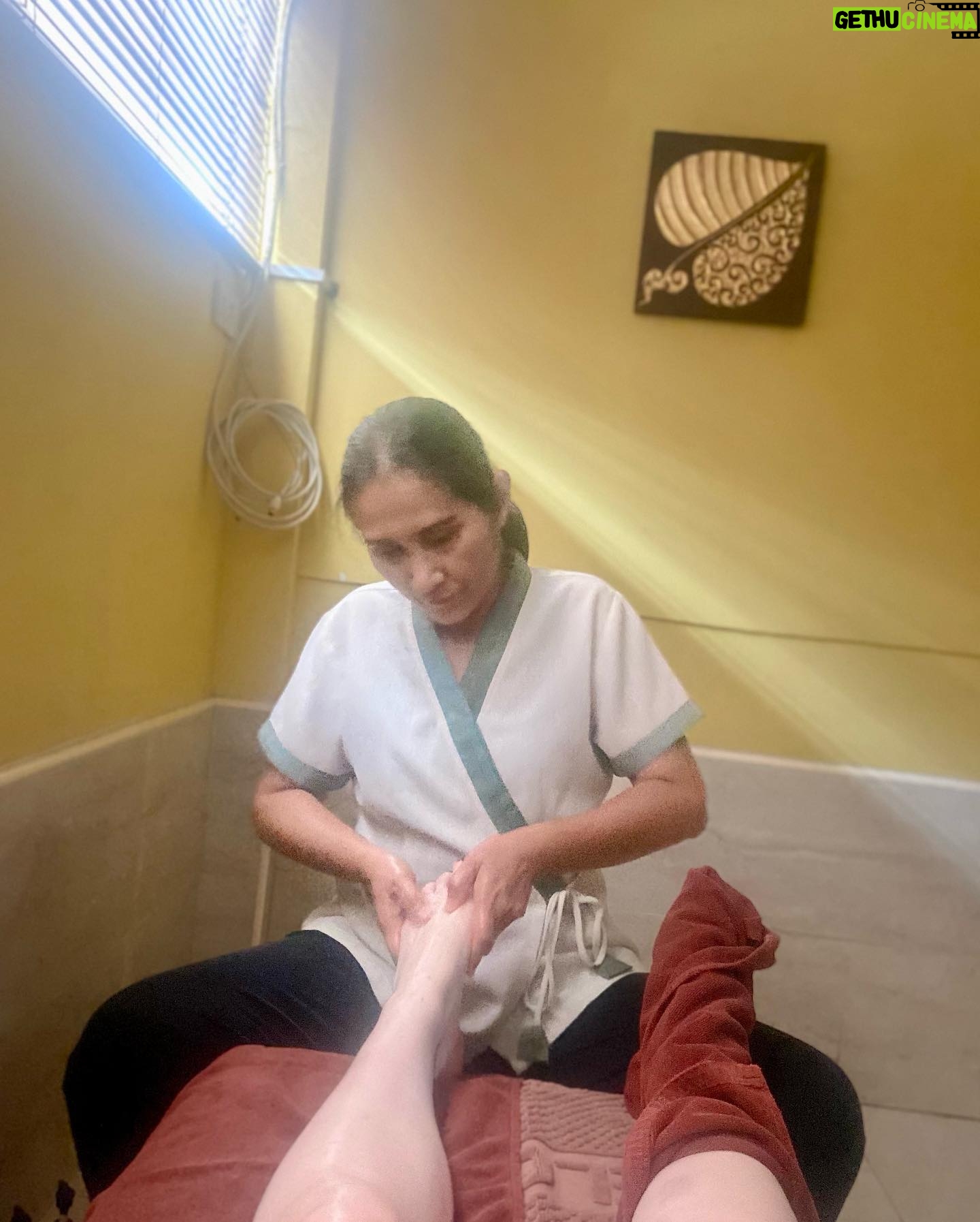 Arzu Yanardağ - 3 Likes - Zuzu en çok #footmassage seviyor 🫠💫 dolaşım sistemim Kürt halayı çekiyo🤩