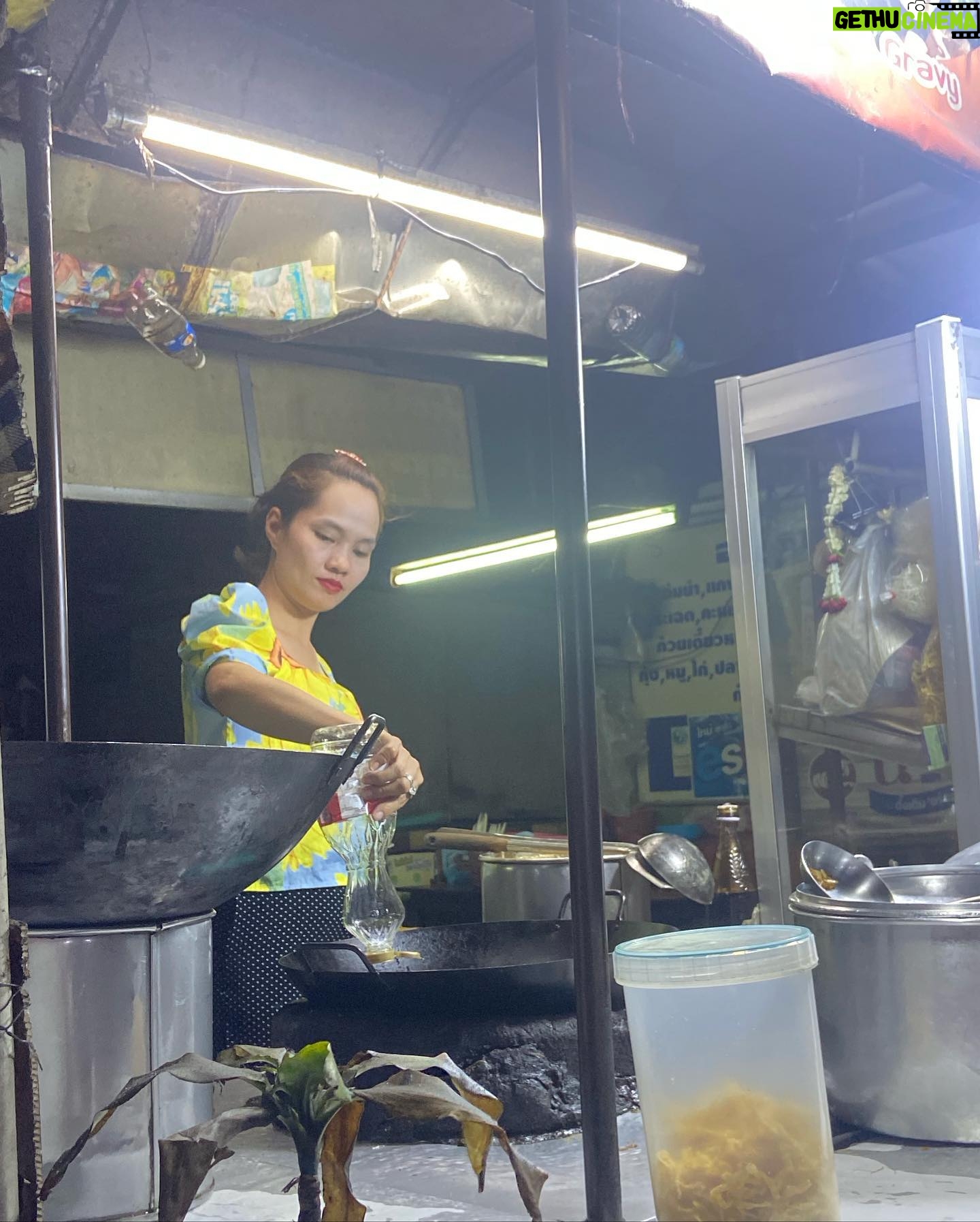 Arzu Yanardağ - 3 Likes - Bangkok dump💥 first week🥰✌️