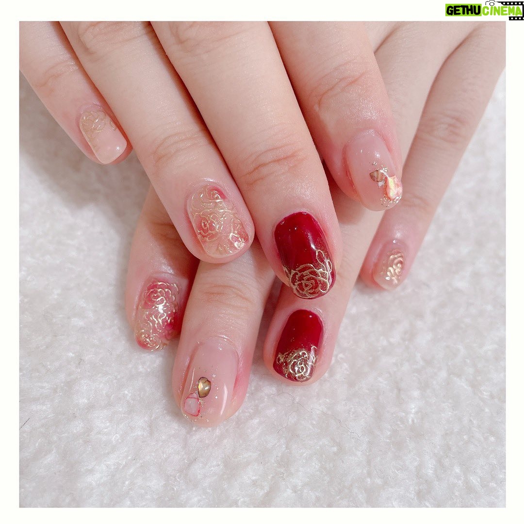 Asami Seto - 14.8K Likes - #じゅじゅフェス お疲れ様でした!
スタイリストさんに素敵なお衣装アクセサリーをご用意して頂きました😌キラキライヤリング⭐︎
@mori_mori_moriya さん👗
朝のリハから終演まで、14時間キープできるよう、一日中顔や髪の治安を守ってくれたメイクさんに感謝🙏✨
#久木田梨花 さん💄
ネイルはいつもお世話になっているネイリストさんに素敵に仕上げて頂きました🌹たまには載せちゃう💅
未可子さんとの写真(*゚∀゚*♡
楽屋でも出演キャストのみなさんとおしゃべりできてとっても嬉しかったあ😌
これだけ大きなイベントを動かすって本当にすごいことだなあと、裏側をちょこちょこしていただけの私ですが、そう心から思いました😌
さまざまなジャンルのプロフェッショナルのみなさんに会えるのって学びが多いです_φ(・_・💡