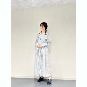 Asami Seto Instagram - 本日は、梅田、京都、名古屋にて青ブタの舞台挨拶でした
！映画館に足を運んでくださり、作品を楽しんでくださった皆様、ありがとうございました。先週の舞台挨拶と合わせて10回！青ブタファンの皆さんの前でお話しする機会を頂けて嬉しかったです！引き続き「青春ブタ野郎シリーズ」をお楽しみいただけますと嬉しいです🐷🐰✨

#青ブタ
#青春ブタ野郎はランドセルガールの夢を見ない 

stylist　@st.nodasayaka 様