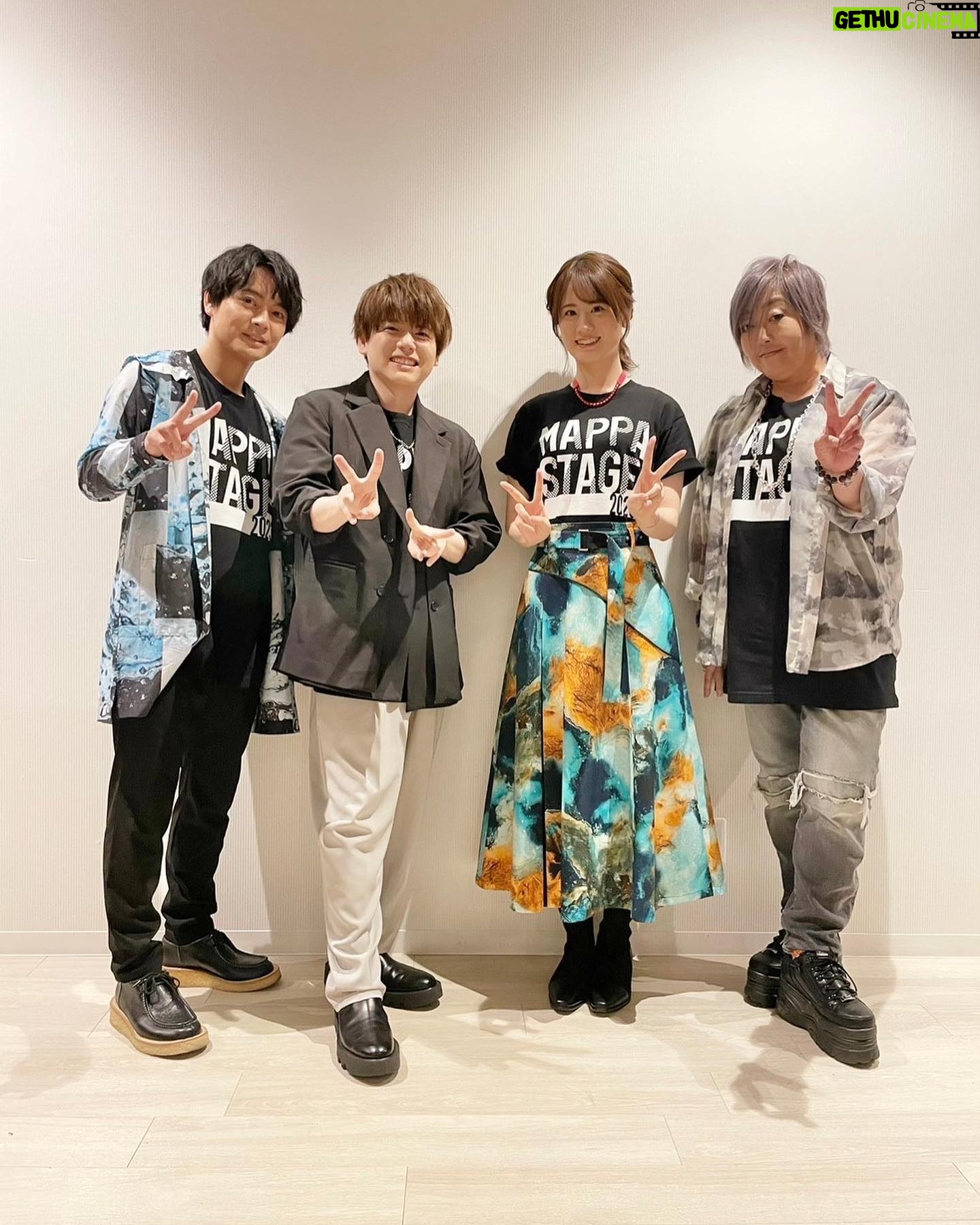 Asami Seto - 10.5K Likes - 今日だけのMAPPATしゃつ👕✨
そして宇宙スカート🪐🌟
背中には出演者キャストアーティストMCさんスタッフさんのお名前がありました😌運営スタッフの皆様お疲れ様でした!遊びに来てくれたみなさんも楽しい1日になりましたでしょうか?前の方の方は表情も見えて、嬉しかったです☺️
#呪術廻戦
#mappastage2023