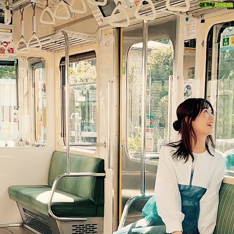 Asami Seto - 8K Likes - こちらはパンフレットに載っている、#青ブタ聖地巡礼 したときのオフショになります🚃