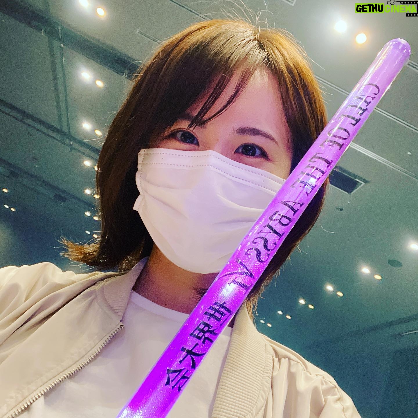 Asami Seto - 7.7K Likes - COAVIワールド決勝トーナメント🔥🔥
初めてオフライン会場で試合を見ました!!😳😳🎮会場での試合が動いた時のどよめきが一体感があって興奮しましたし、選手が目の前にいることで、私に計り知れることではないですが、感情を直に共感して息を呑みながら観戦しました…😳🫣
勝負の世界ってすごいよ。。
一年に一回、世界の頂点がきまるんだもん。。とても興奮して力をもらえる期間でした😭😭
(今日の決勝GGvsDOU5はおうちで観てます!大興奮!)どうなる?!!、!うおーー!!
#最近ランク回してない
#つよくなりたい
#第五人格
#identity5