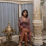 Asena Tuğal Instagram - Sümbül ağa! Bana tatlı bişeyler hazırlat..
