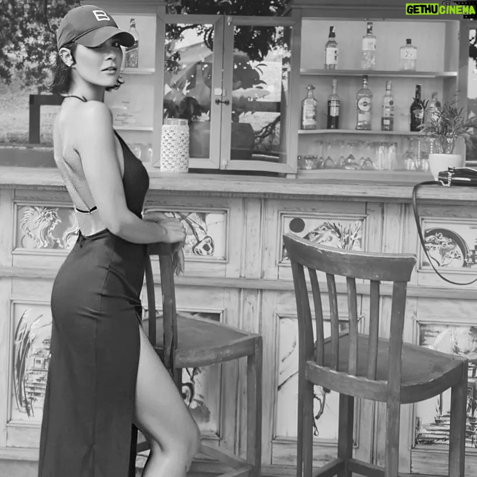 Asena Tuğal - 1.4K Likes - TENZO