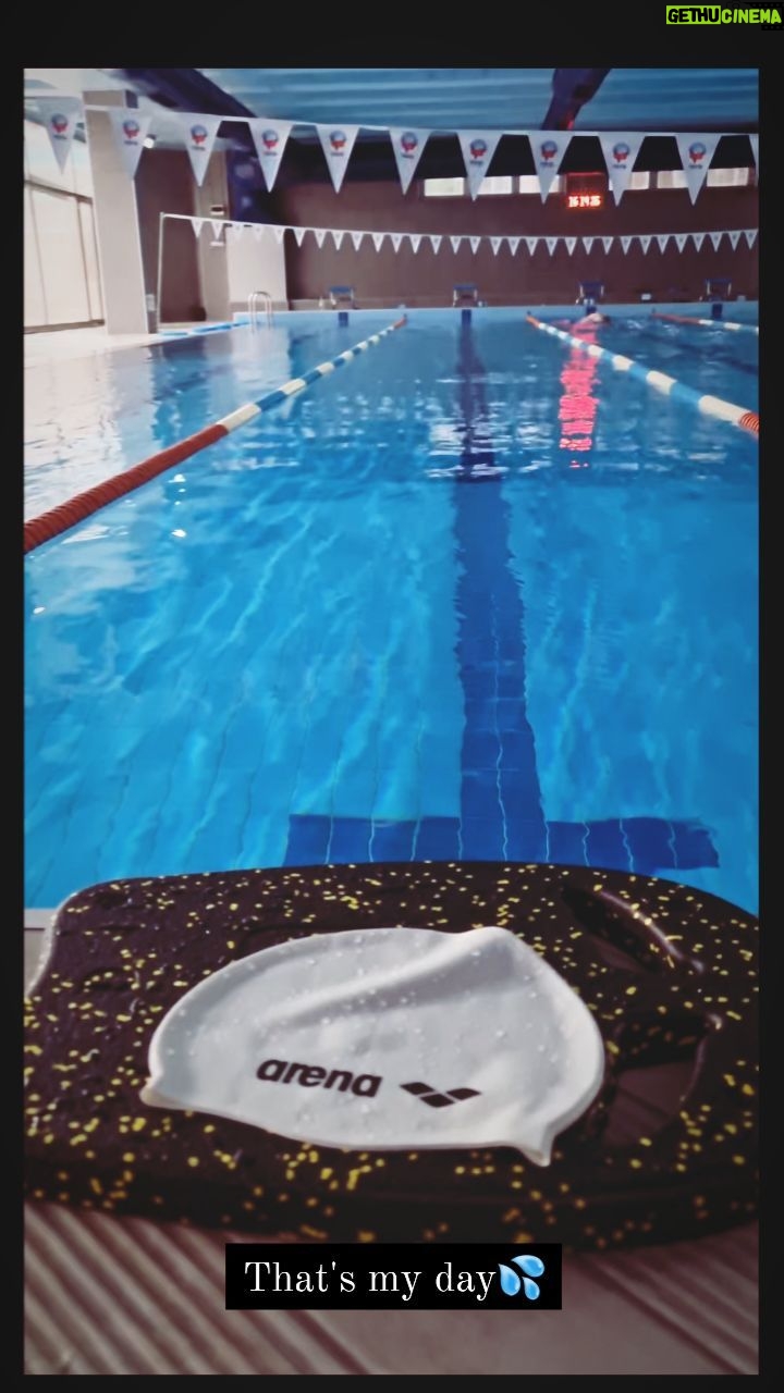 Asena Tuğal Instagram - Swimming is always a good idea...