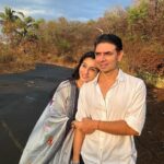 Ashlesha Savant Instagram - The Sun literally melted after the Storm today. The Sunset was spread out like Lava through the Clouds. Golden and bright as if telling us , to stop and take the light in before the monsoon starts in Bombay . The beauty of seeing this city change as the rain commences ❤️❤️❤️❤️❤️❤️ Hope it’s bountiful and a safe rainy season. Nature is Everything.Isnt it. It can transform the most random moments into poetry . #sunset #monsoon #mumbai