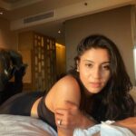 Ashlesha Savant Instagram - Couldn’t miss the sunset now could I ??? #blah #blah #blah #foryou