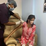 Ashlesha Savant Instagram - Disclaimer - This is a personal experience and my medical diagnosis. I tested positive for Covid-19 Delta variant on 2nd May 2021 exactly 3 years ago today . Picture date - Covid 19 vaccination 17 April 2021 .Faridabad , Haryana . In exactly two weeks days I too got Covid in the monstrous Second Wave of covid-19 . The world as we knew fell prey to this monster. I will never ever in my living years forget what that Second Wave taught me. One has to come out learning, out of such an experience. We take everything for granted, each second of our life.Sometimes when I lose my sense of gratitude I honestly go back to that moment and remind myself what is the real value of life. My real Covid battle started when I tested negative. One day on the 22nd day after I got Covid . I could not walk properly. My legs were stiff, my breathing was shallow upon any sort of exertion and I knew I was not feeling normal. My family Doctor, a cardiologist @arviindkaul told me to do a D-DIMER test. The results were positively alarming and I was put on anticoagulants asap . For 3 months. Had My doctor not diagnosed my condition in time , the physical and mental stress I was under could have been lethal . Now did this happen bcoz of Covid or the vaccine? I don’t know. Half knowledge is dangerous knowledge. I cannot comment on that. I don’t know anything about the vaccine. But I do know this the whole world was grappling , I saw it . I saw the war of Covid, I heard the discussions about the vaccines,I saw people dying and I will never forget it . The only moral of this story is be thankful. Thankful for being alive. Try valuing life through priceless tools like Kindness,Passion,Compassion,Understanding,Acceptance and the most important of them all - LOVE ( god’s particle) Rest leave it all in God’s hand . #covi̇d19 #covidvacccine #throwbackthursday