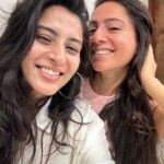 Ashlesha Savant Instagram - You got to have friendships like you are in a Guy Ritchie #movie . Like she’s @kanchikaul my #lockstockandtwosmokingbarrels and #snatch The nickname she has for me - it’s disgusting. I love it 😈 #allmine #🧿🧿🧿🧿❤️❤️❤️❤️love #messyhairdontcare
