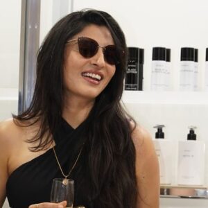 Ashlesha Savant Instagram - Congratulations @detospeaks looking forward for more such glam moments in time ❤️

@officialbyredo @mdpindofficial #event #luxurylifestyle #luxuryperfume
