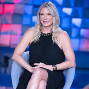 Ashley Jones Instagram - Due super protagoniste di Beautiful, nella soap sono mamma e figlia… nella vita reale due grandi amiche: ora a #Verissimo Katherine Kelly Lang e Ashley Jones 💖