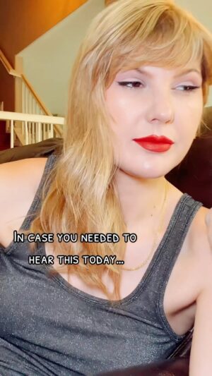 Ashley Leechin Instagram - For anyone in need of a motivational Monday ❤️‍🩹

#yougotthis #motivationalmonday #keepgoing #justashleyathome