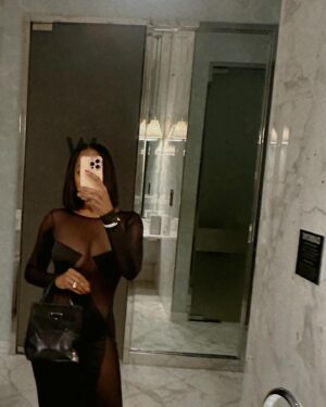 Ashley Blaine Featherson Instagram - Sheer Perfection🖤