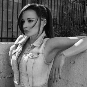 Ashley Rickards Instagram - 😏💋