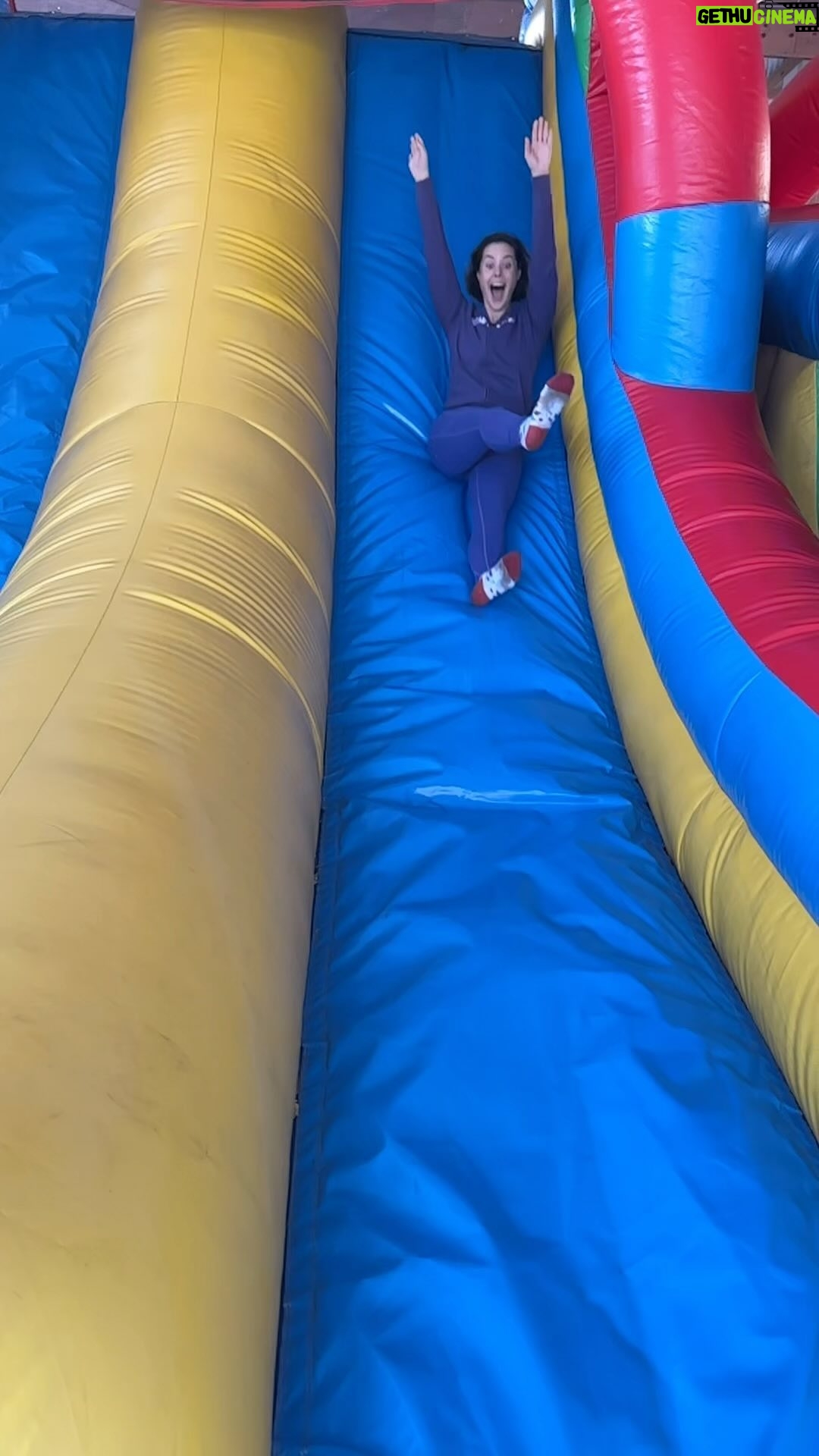 Ashley Williams Instagram - Sliding into the most exciting weekend ever! Can’t wait to celebrate the #dance2endalz with my favorite people in the world. Love you all, thank you for jumping in with me! @nikdeloach @melissajoanhart @theerincahill @thesarahdrew @mandermeln @aimierocks @ashleyiglehart @paulgreeneofficial @paulfreemanreal @mdoolittle @cindy_busby @williamshoneytn @mtaevents @wildhorsesaloon @benjaminayres @brookedorsay @jen_lilley @danicamckellar @trevordonovan @anniehowellpr @hallmarkchannel @jayallenmusic @charlesesten @riley_weston @aliciawitty @alzassociation