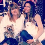 Ashley Yoder Instagram - Happy Mothers Day @tlynnyoder1 💐🤟🏼♥️😘