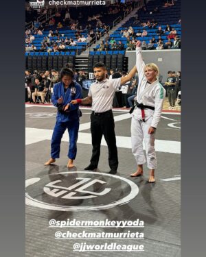 Ashley Yoder Instagram - It ain’t much but it’s honest work😂💀🙌🏽reallllly proud of our girls I know we missed @doykfam and her gold medal for the pic but way to go ladies🙏🏽♥️ me trying not to grab the gi is 🤣🤣🤣 thank you @rollpayments for always supporting me🔥