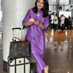 Ashmitha Instagram - Casually posing in vadapao 🍔 land in my easy breezy kurti set from @kuntunaath.in Check them out & grab before stocks run out 🩷