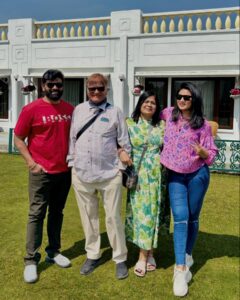 Ashmitha Instagram - Lifelines 😃 #vacation #mussorie #hills #hillstation #mountains #holiday #pretty #cute #love #fam #family #happy #yay #sunset #smile #laugh #ashtrixx #telugu #teluguactress #influencer #teluguinfluencer #southindisninfluencer #coffee #pink #green #cool #cold #weather #beautiful #flowers