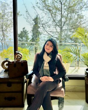 Ashmitha Instagram - Everything looks prettier in the hills 🤎🤍
SWIPE to the end to see the cutest picture of the day🐻

For those asking - Outfit @trenbee_ 

#vacation #mussorie #hills #hillstation #mountains #holiday #pretty #cute #love #fam #family #happy #yay #excited #smile #laugh #ashtrixx #telugu #teluguactress #influencer #teluguinfluencer #southindisninfluencer #coffee #brown